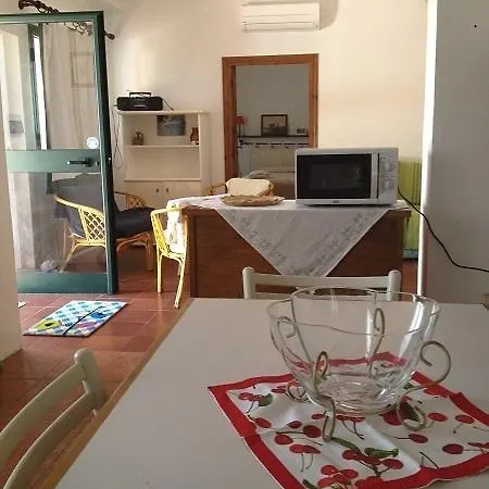 Holiday La Casetta Ferienhaus